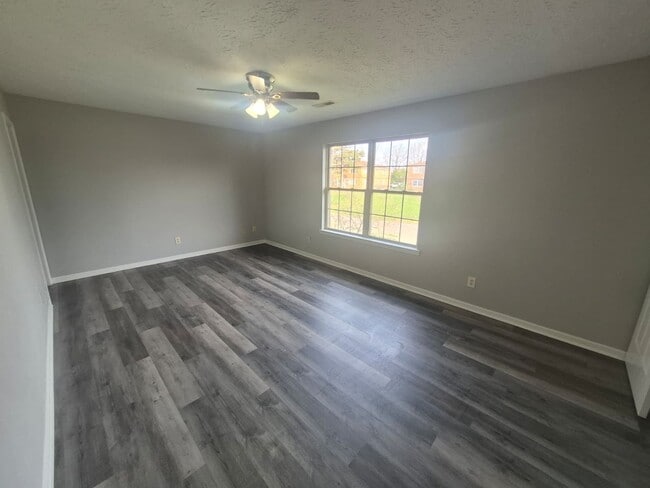 Photo - 13-15 Shenandoah Dr. Unit 13 Shenandoah Dr.