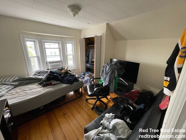 Photo - 62 Montcalm Ave Unit 2