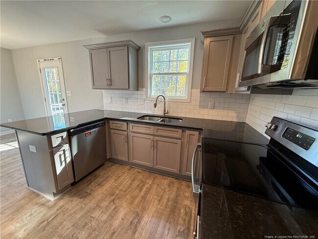 Photo - 1045 Bombay Dr