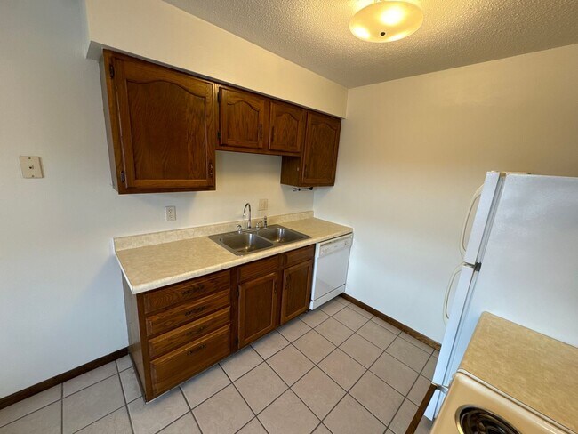 Photo - 3120 9th St Unidad 2