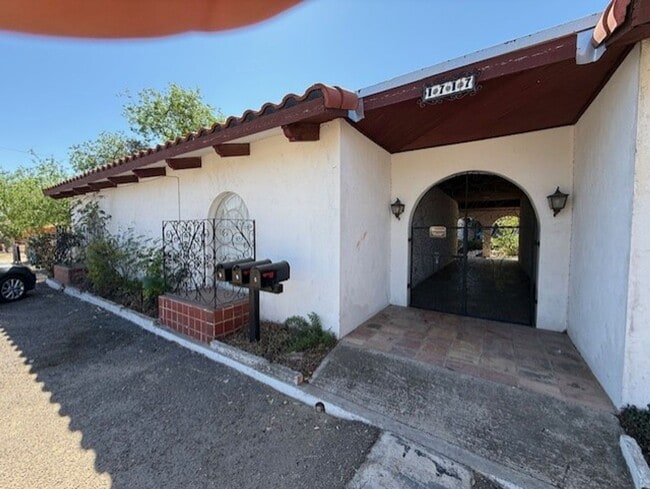 Photo - 1717 Clark Blvd Unidad 1717 Clark- B