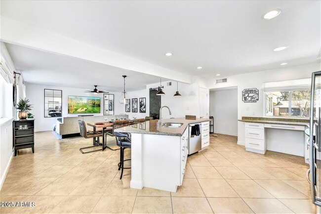 Photo - 1446 N McAllister Ave