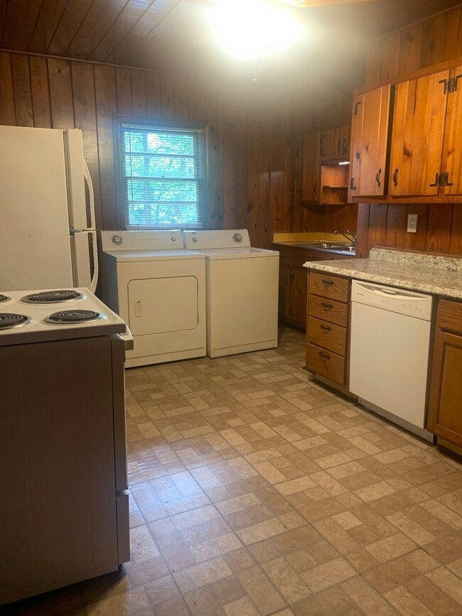 Photo - 117 Shadowmoor Dr