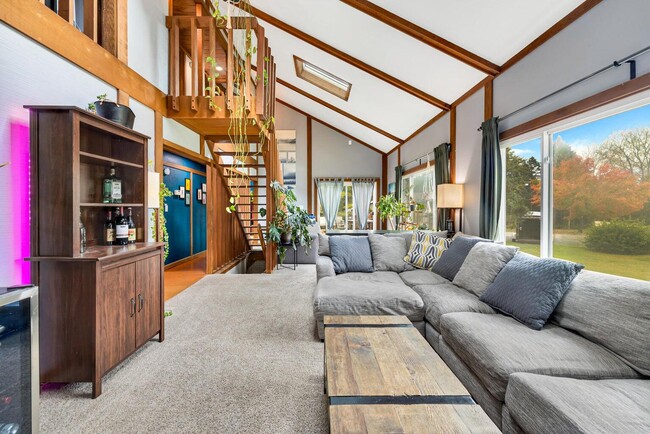 Photo - 4400 Valley Rd