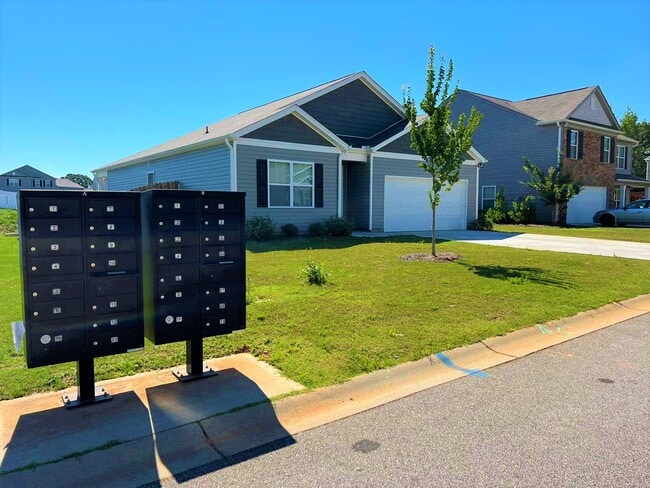 Photo - 110 Rogers Knoll Ln