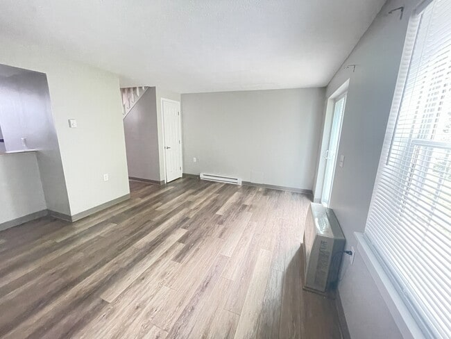 Building Photo - 2 Pin Oak Dr Rental