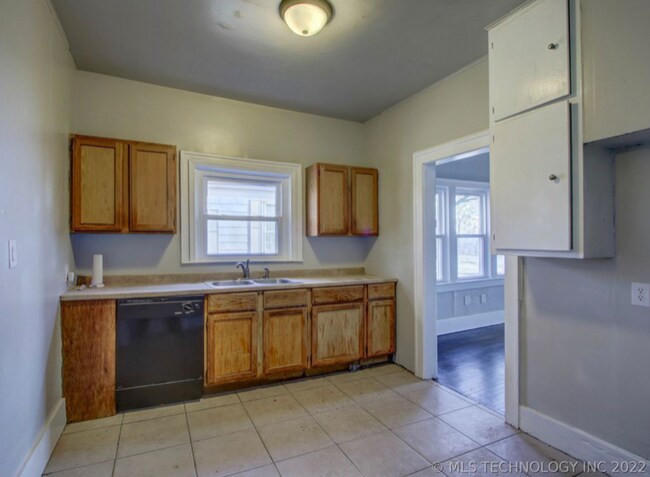 Photo - 2727 W Reconciliation Way