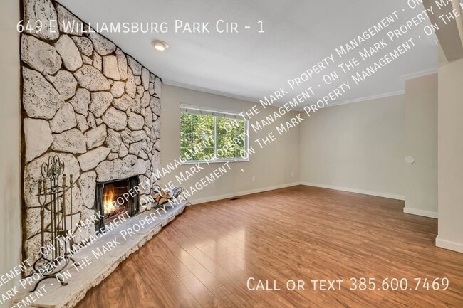Photo - 649 E Williamsburg Pk Cir