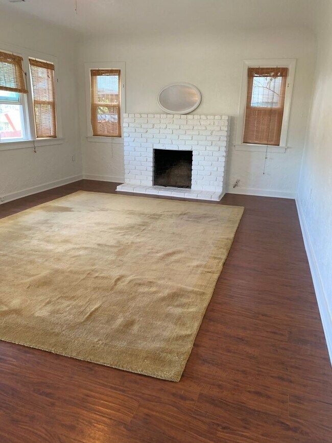 Photo - Charming Santa Paula Home