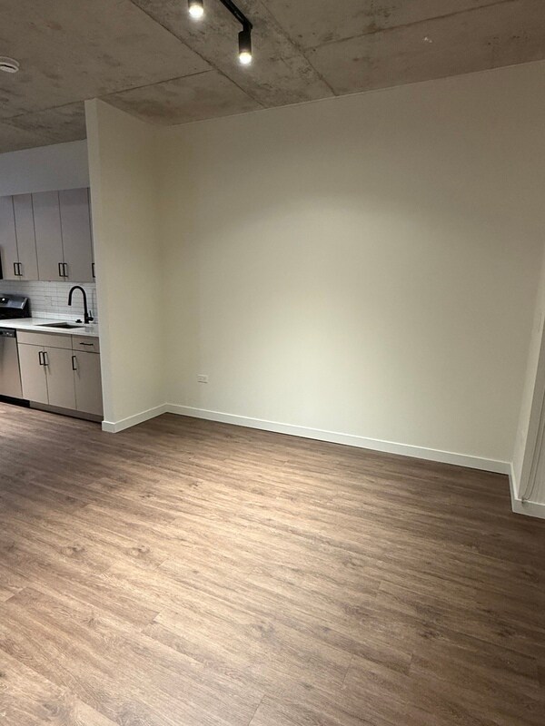 760 N Hudson Ave Unit 720