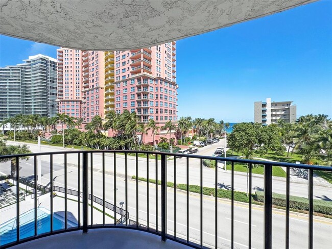 Photo - 2029 N Ocean Blvd Condominio Unidad 401