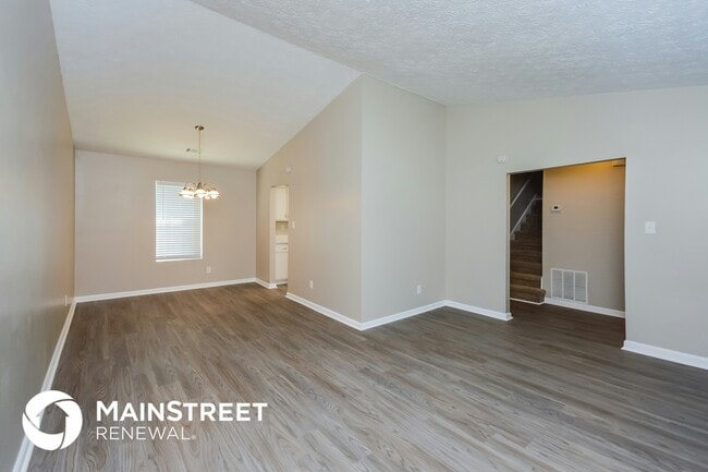 Photo - 634 Ridge Way