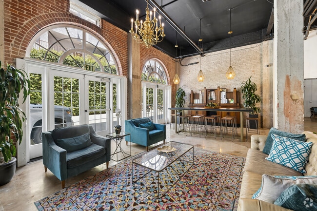 Social Lounge