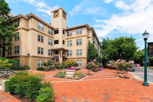 Building Photo - 1 Bed 1 Bath - North Bethesda Condo - 1 Reserved Parking Space Unit 2404