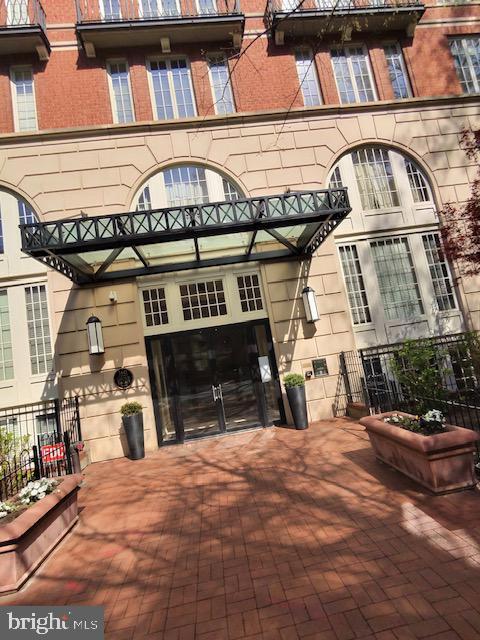 Building Photo - 1441 Rhode Island Ave NW Unit 714