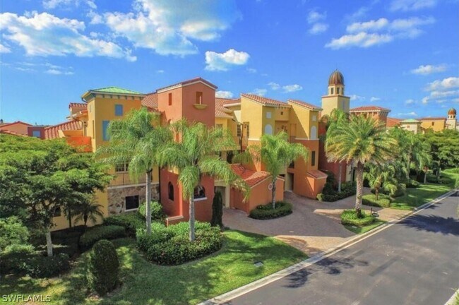 8597 Via Garibaldi Cir Unit 301