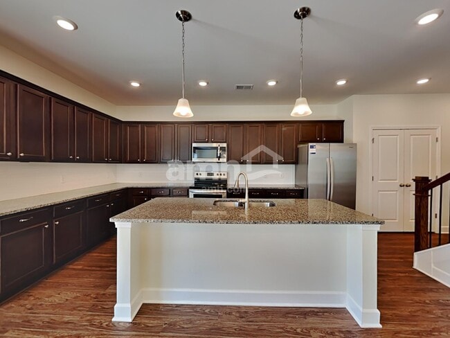 Photo - 5708 Lakemont Dr