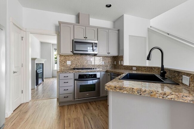 Photo - 7282 NE Stoneybrook St