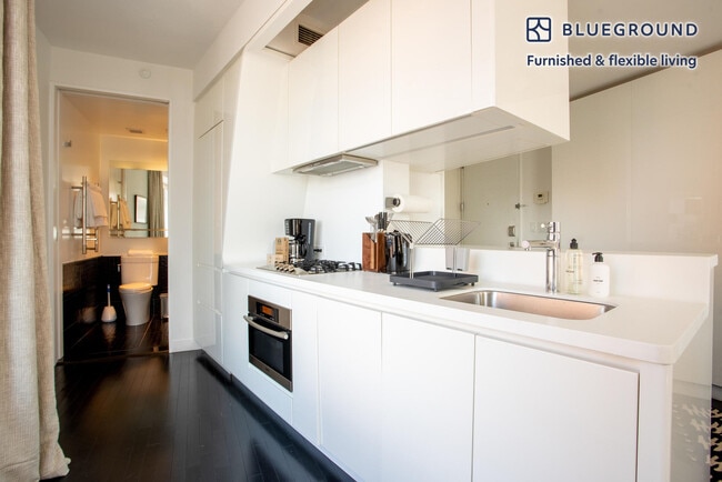 Photo - 123 Washington St Unidad SI FL27-ID1355