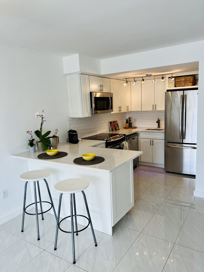 Photo - 1650 NE 115th St Unit 408