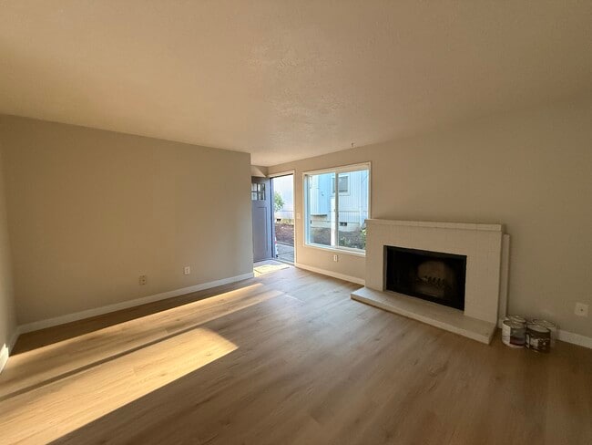 Photo - 5115 SW 62nd Ave