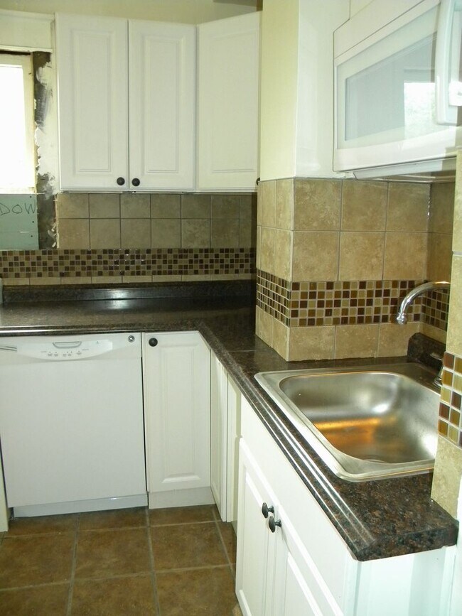 Photo - 750-CURF Unit 4