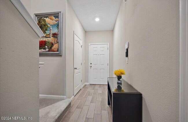 Photo - 12647 Josslyn Ln