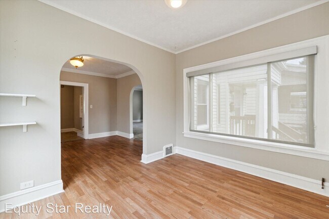 Photo - 4 br, 1.5 bath House - 3361 BEECHWOOD AVE