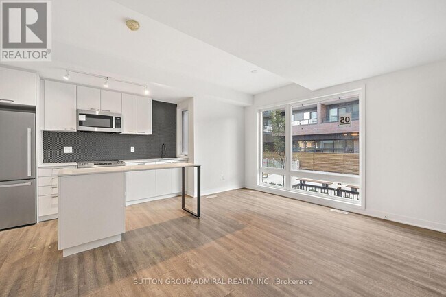 Photo - 10 Ed Clark Gdns