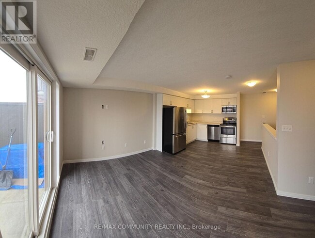 Photo - 1696 Fischer-Hallman Rd