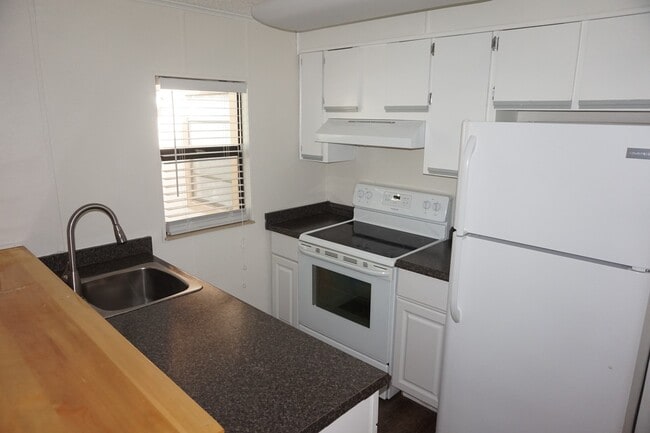 Photo - Ride your bike to Downtown Winter Garden Studio Available Now