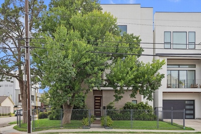 Photo - 613 Jackson Hill St