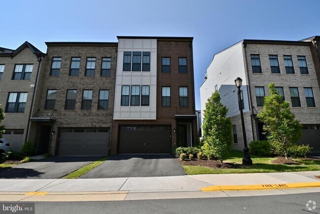 Building Photo - 42367 Piper Crk Ter Rental
