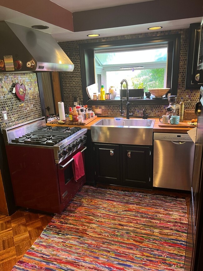 Photo - 903 E Lincoln Ave