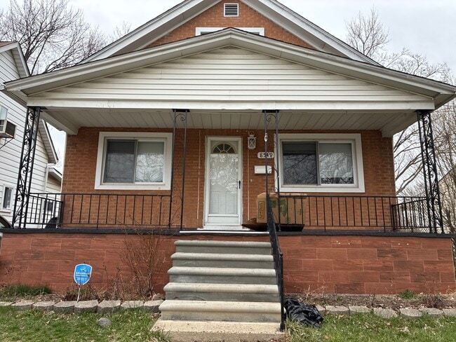 Building Photo - 8549 Central