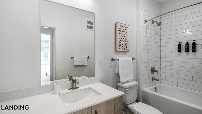 Photo - 2800 Milan Ct Unidad 215