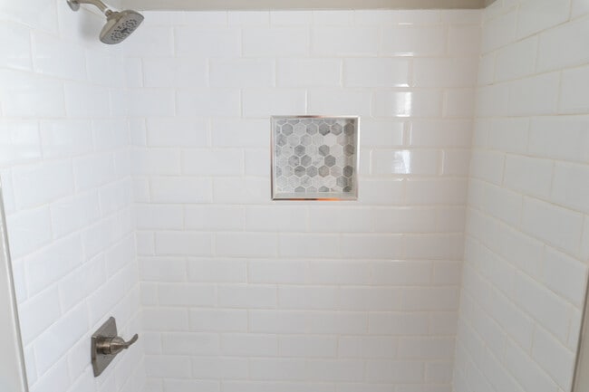 Photo - 510 N Foxhill Rd