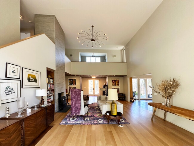 Photo - 472A Under Mountain Rd