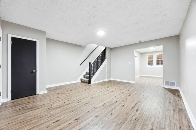 Photo - Three-Bedroom House In Dundalk