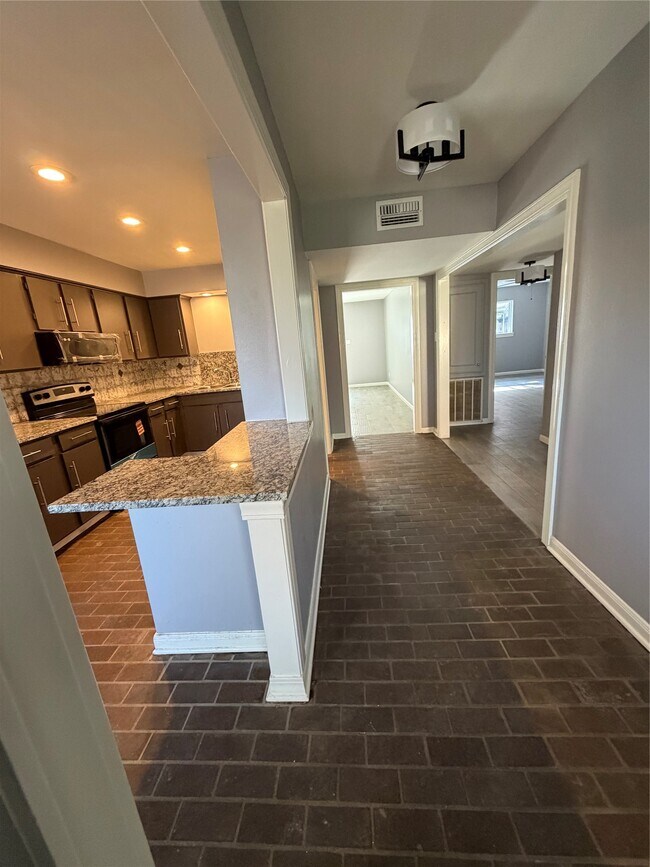 Photo - 5212 Arboles Dr Unit A