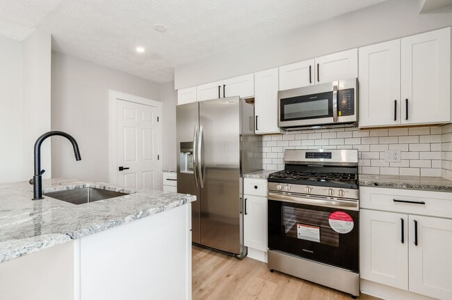 Photo - 1264 S High St