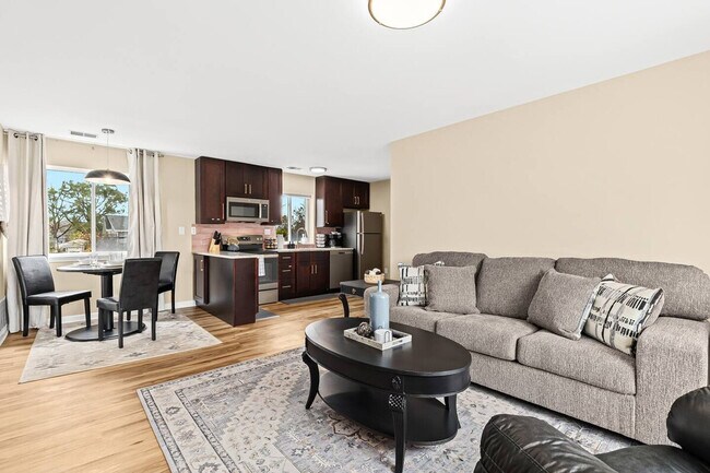 Photo - 18340 Mesle St Unit SI ID1032351P