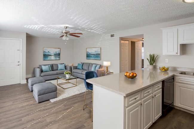 Building Photo - Westshore Marina Flats Rental