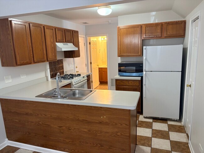 Photo - 647 Beaver Ct