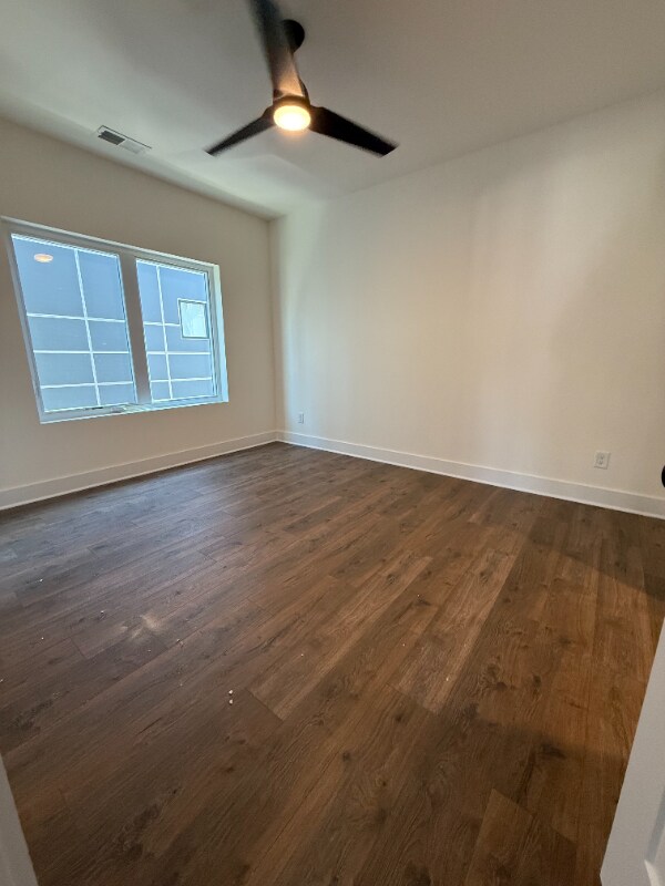 3133 Long Blvd Unit 202