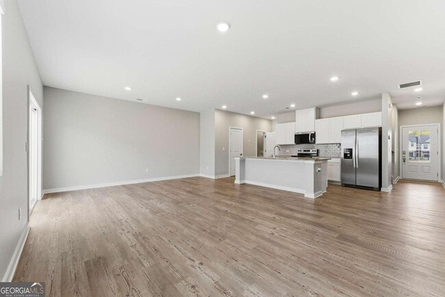 Photo - 1905 Westwind St