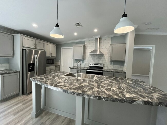 Photo - 1009 Cloverleaf Cir