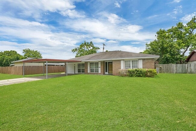 Photo - 9214 Bryce Ave