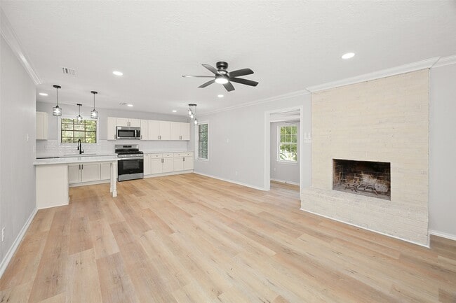 Photo - 1803 S Park St