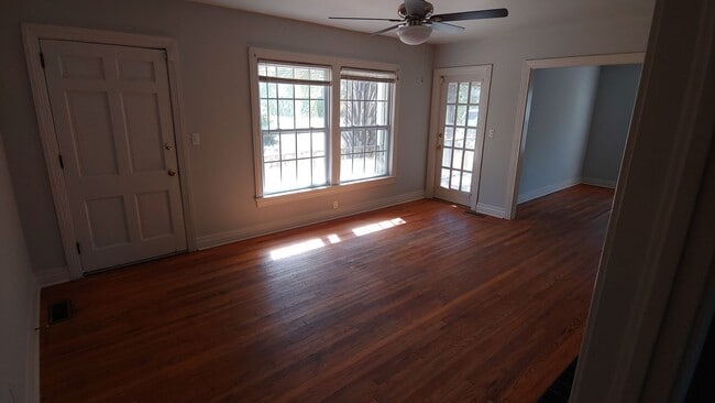 Photo - Nice 2 bedroom Home